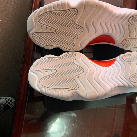 Nike Air Jordan Future Low – Black & Red – Men’s 13 – Used – No Box - Picture 3 of 3